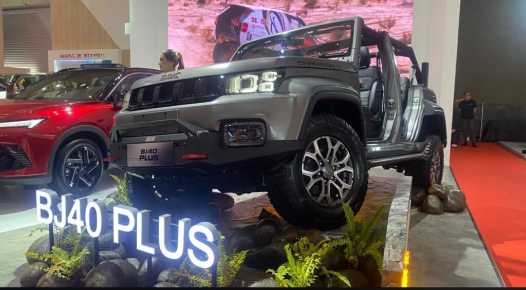 Portal Berita Indonesia dan Dunia Terkini Hari Ini, Update Harian Terbaru, Terlengkap, Tajam, Aktual dan Berimbang. BAIC BJ40 Plus Champion Edition Tampil Pede Mejeng di IIMS 2025, Begini Ubahannya - Teropong Rakyat