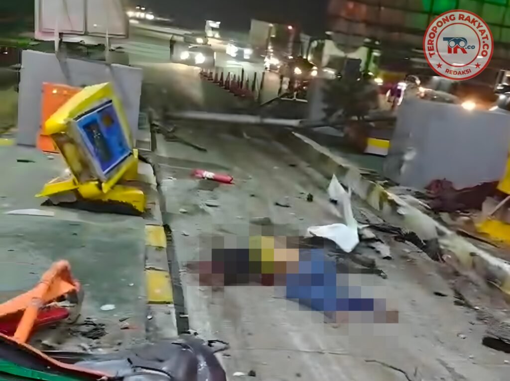 Portal Berita Indonesia dan Dunia Terkini Hari Ini, Update Harian Terbaru, Terlengkap, Tajam, Aktual dan Berimbang. Kecelakaan Beruntun di Gerbang Tol Ciawi, Informasi Sementara 6 Orang Meninggal Dunia - Teropong Rakyat