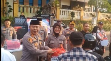 Polres Metro Jakpus bersama Media Buka Puasa Bersama dan Bagikan Takjil