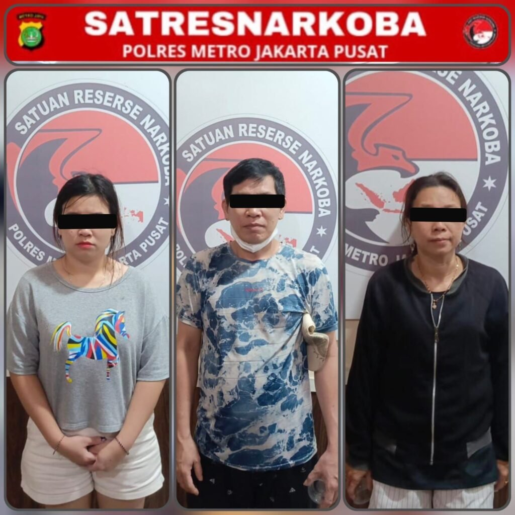 Portal Berita Indonesia dan Dunia Terkini Hari Ini, Update Harian Terbaru, Terlengkap, Tajam, Aktual dan Berimbang. Sat Narkoba Ungkap Clandestine Lab Pembuatan Liquid Vape Mengandung Narkotika di Apartemen SC - Teropong Rakyat
