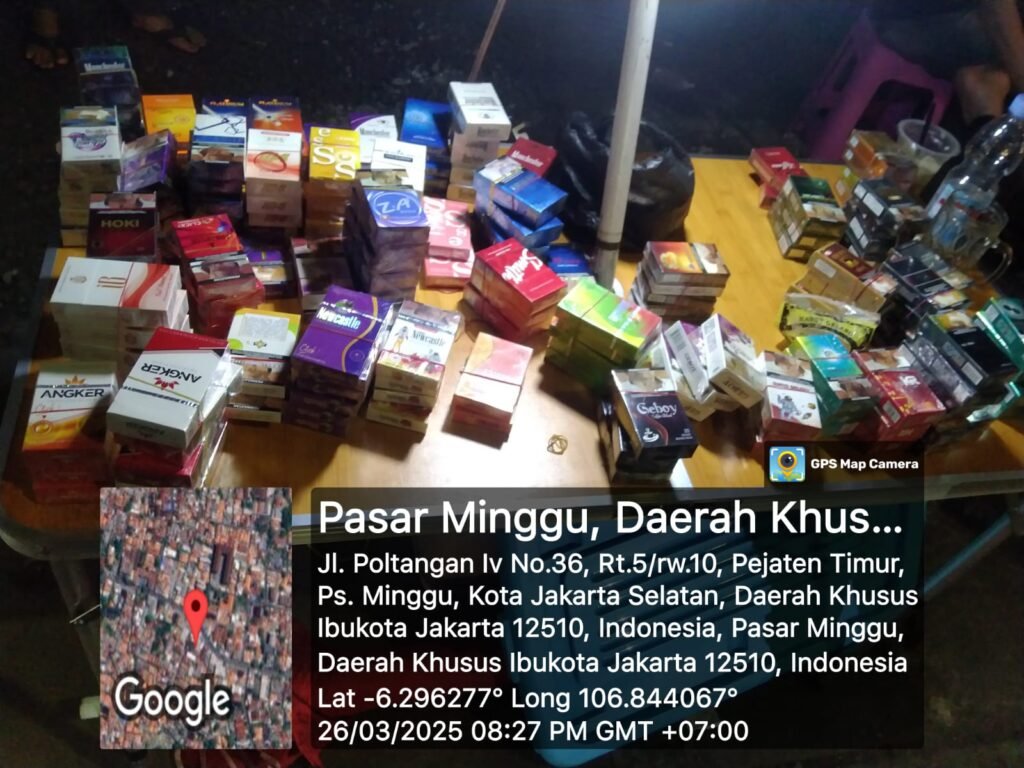 Rokok Tanpa Pita Cukai Dijual Bebas di Pasar Minggu, Penjaga Akui Setor Ke Polsek - Teropong Rakyat