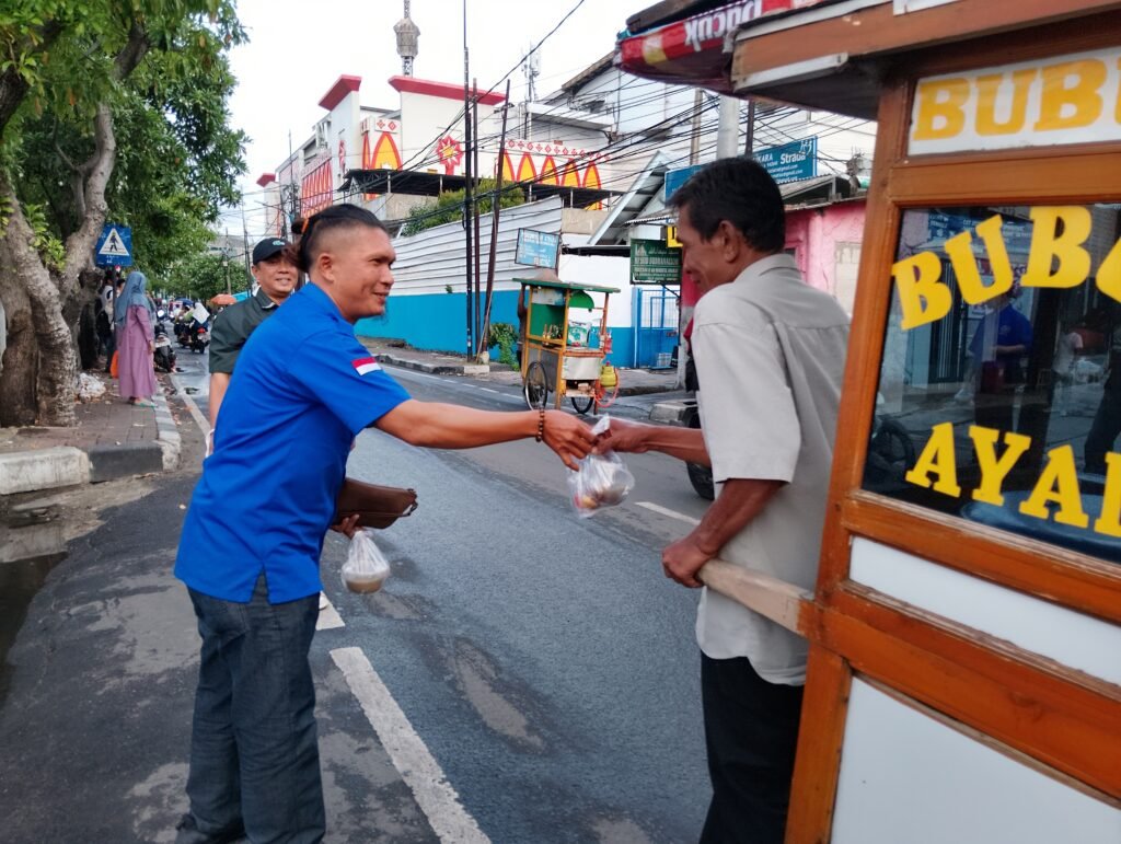 Portal Berita Indonesia dan Dunia Terkini Hari Ini, Update Harian Terbaru, Terlengkap, Tajam, Aktual dan Berimbang. PWI Pokja Walikota Jakut dan Introcoffee Sukses Bagikan Takjil, Siapkan Buka Puasa Bersama dan Santunan Yatim - Teropong Rakyat
