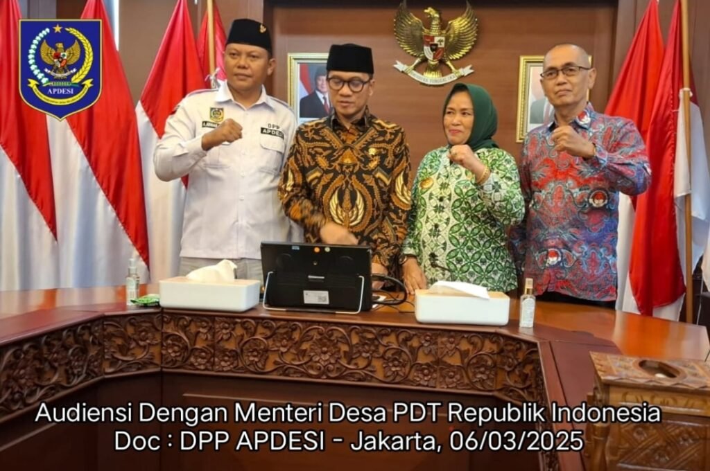 Portal Berita Indonesia dan Dunia Terkini Hari Ini, Update Harian Terbaru, Terlengkap, Tajam, Aktual dan Berimbang. DPP APDESI BERSAMA PAPDESI DAN PPDI BERAUDIENSI DENGAN MENTERI DESA PDT, SIKAPI PENDIRIAN KOPERASI DESA MERAH PUTIH - Teropong Rakyat