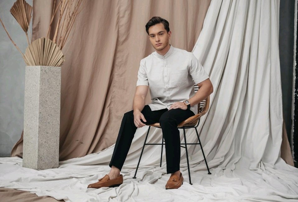 Rekomendasi Warna Kekinian untuk Baju Lebaran, Beserta Tips Padu Padannya