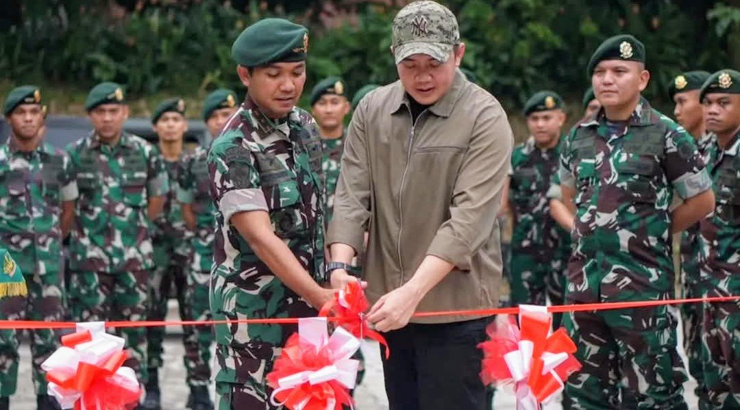 Portal Berita Indonesia dan Dunia Terkini Hari Ini, Update Harian Terbaru, Terlengkap, Tajam, Aktual dan Berimbang. Danyon 328 Kostrad Resmikan Lapangan Tembak 100 Meter Serta Gelar Syukuran Kenaikan Pangkat Prajurit - Teropongrakyat.co