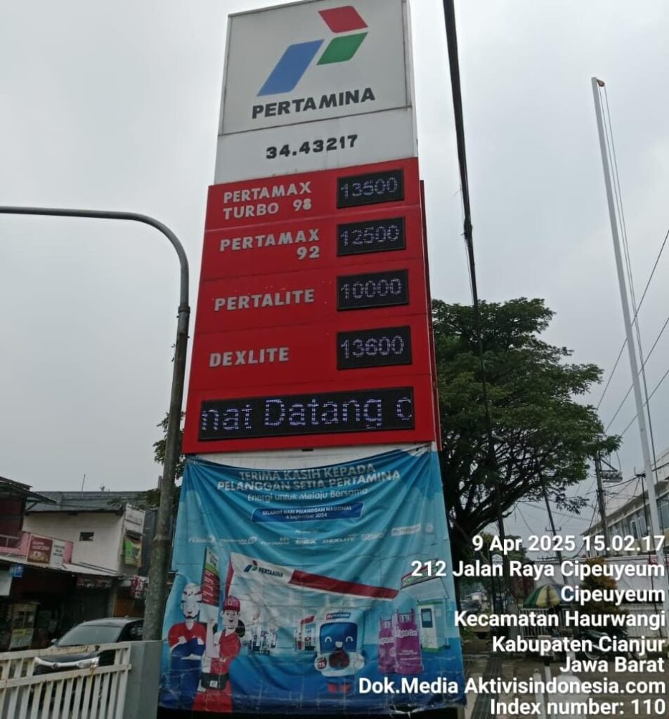 Portal Berita Indonesia dan Dunia Terkini Hari Ini, Update Harian Terbaru, Terlengkap, Tajam, Aktual dan Berimbang. SPBU 34-43217 Cianjur: Dugaan Keterlibatan dalam Jaringan Penimbunan BBM Subsidi Pertalite - Teropong Rakyat