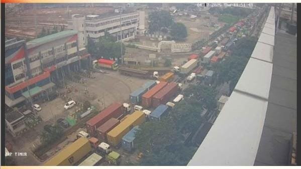 Kemacetan Tanjung Priok: Ancaman bagi Ekonomi dan Kesejahteraan Warga Jakarta - Teropongrakyat.co