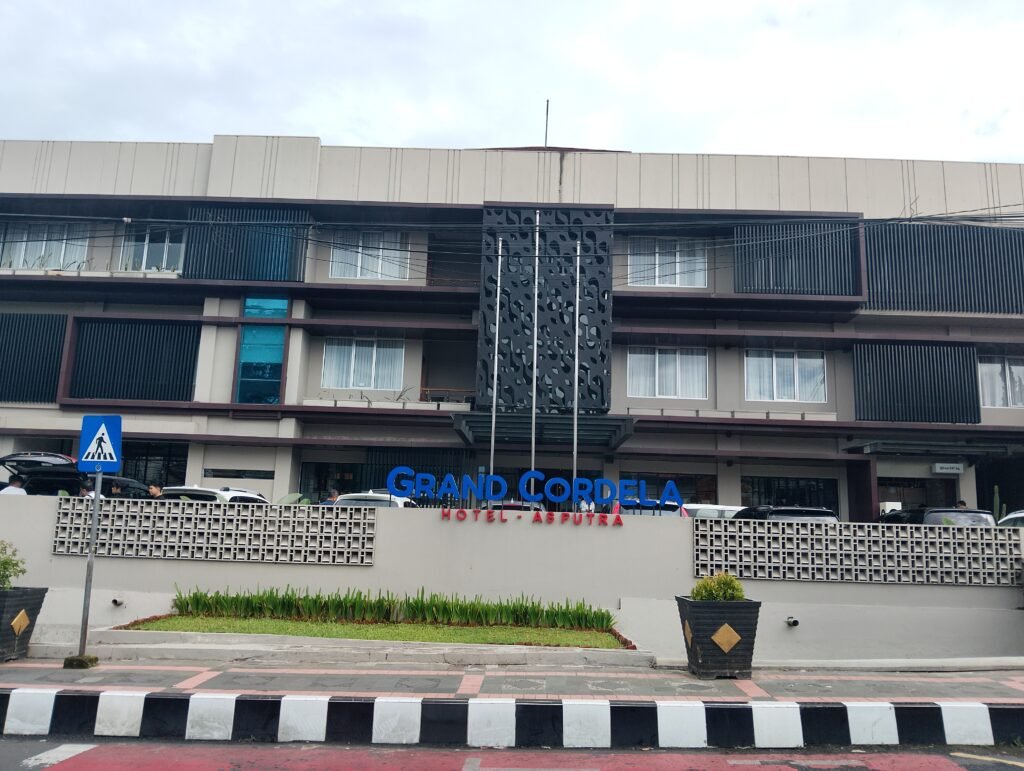 Portal Berita Indonesia dan Dunia Terkini Hari Ini, Update Harian Terbaru, Terlengkap, Tajam, Aktual dan Berimbang. Grand Cordela Hotel Kuningan: Destinasi Favorit Wisatawan Lokal - Teropong Rakyat