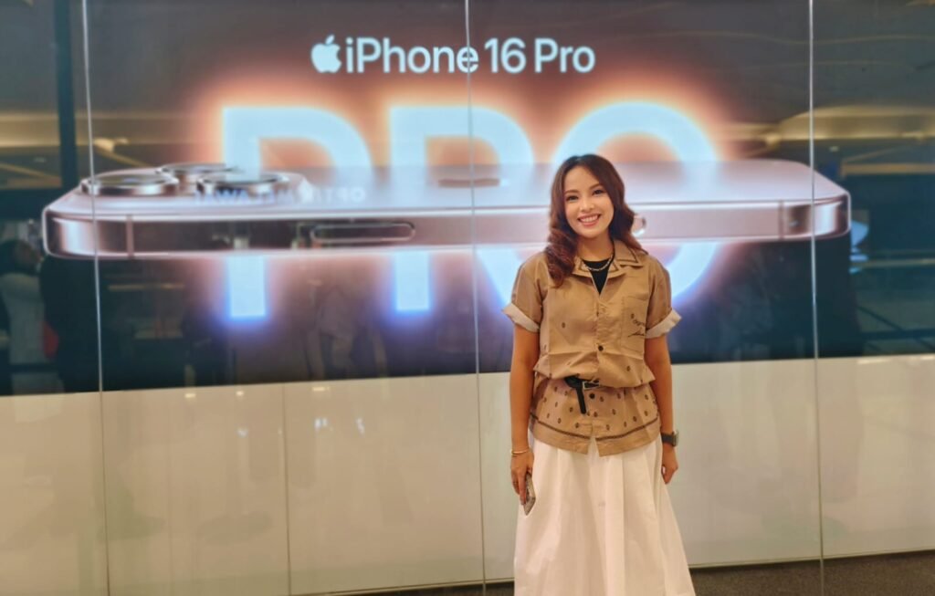 Portal Berita Indonesia dan Dunia Terkini Hari Ini, Update Harian Terbaru, Terlengkap, Tajam, Aktual dan Berimbang. Digimap Merayakan Peluncuran iPhone 16 di Indonesia Dengan Perayaan di 6 Toko - Teropong Rakyat