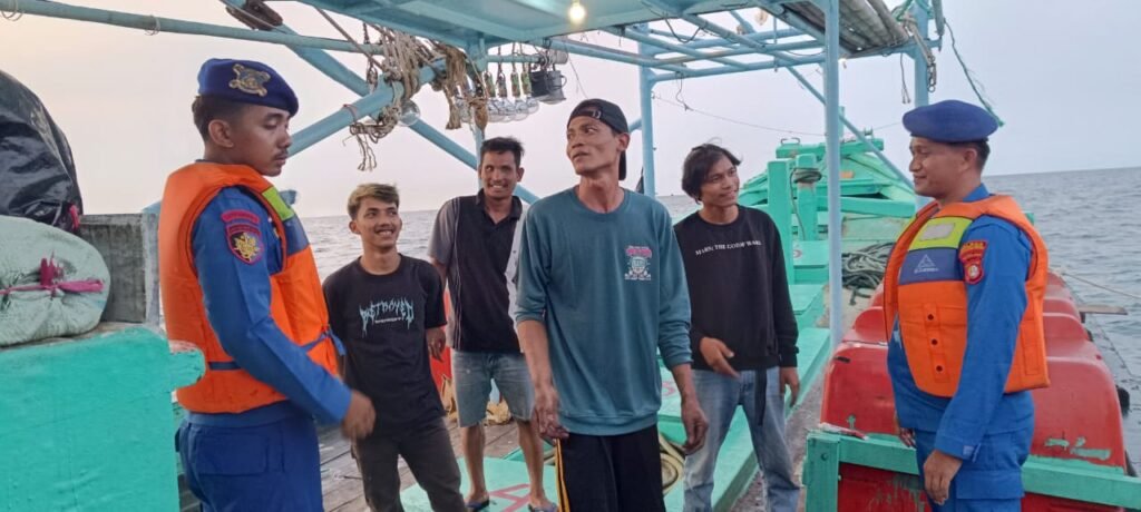 Gencarkan Patroli Laut, Antisipasi Kejahatan dan Perompakan di Perairan - Teropong Rakyat