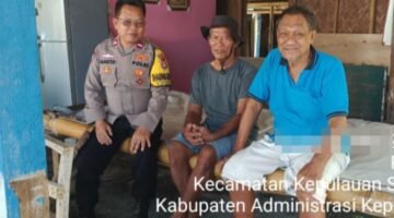 Bhabinkamtibmas Pulau Untung Jawa Sambangi Tokoh Masyarakat, Perkuat Sinergi Keamanan Wilayah