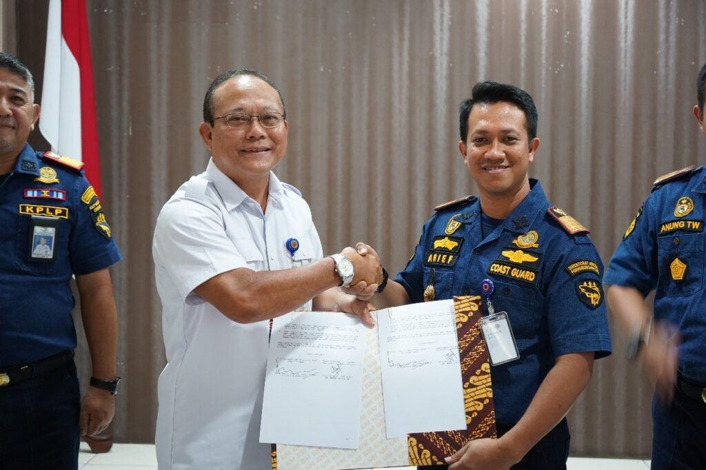 Portal Berita Indonesia dan Dunia Terkini Hari Ini, Update Harian Terbaru, Terlengkap, Tajam, Aktual dan Berimbang. Kerja Sama Ditjen Hubla dan BPTD Tingkatkan Keselamatan Pelayaran Jabar - Teropong Rakyat