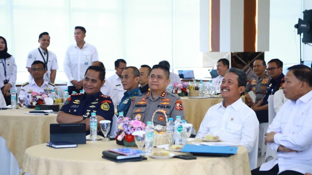 Portal Berita Indonesia dan Dunia Terkini Hari Ini, Update Harian Terbaru, Terlengkap, Tajam, Aktual dan Berimbang. Kakorpolairud Hadiri Forum Koordinasi Pemangku Kepentingan Sektor Kelautan dan Perikanan di KKP - Teropong Rakyat