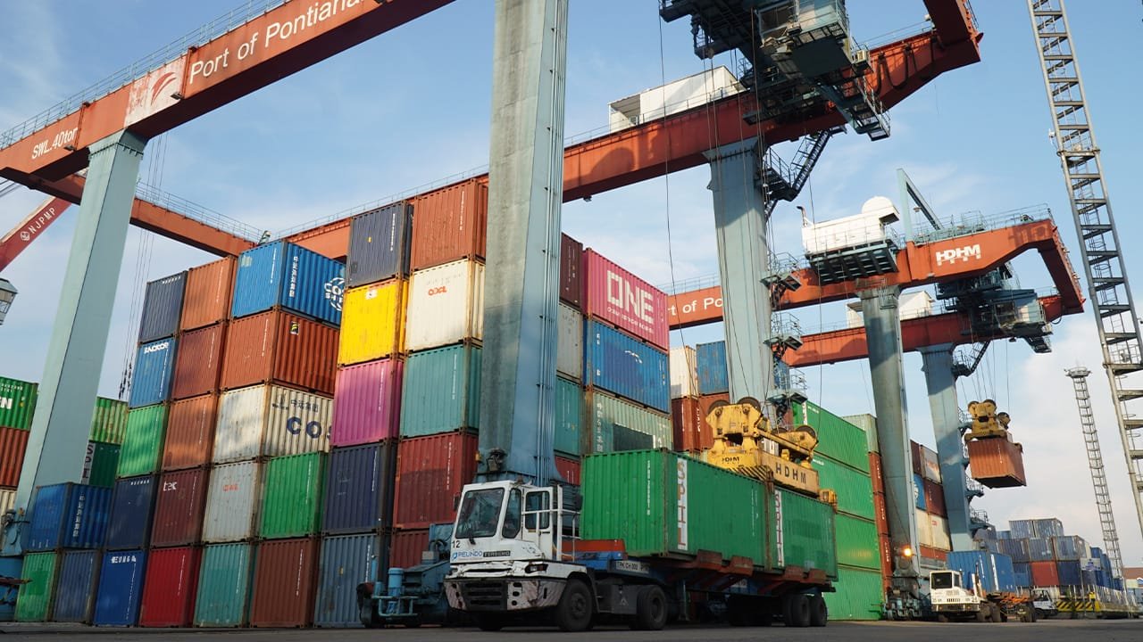 IPC TPK: Kinerja Cemerlang, Dorong Efisiensi Logistik Nasional