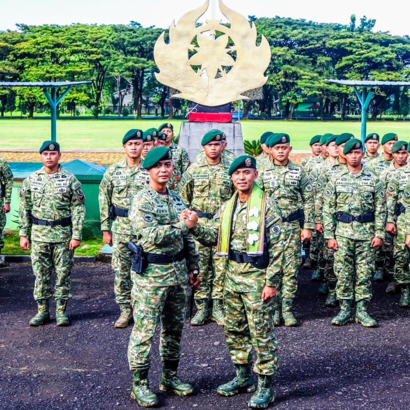 Tradisi Penyambutan Komandan Baru Batalyon Arhanud 16 Kostrad - Teropong Rakyat