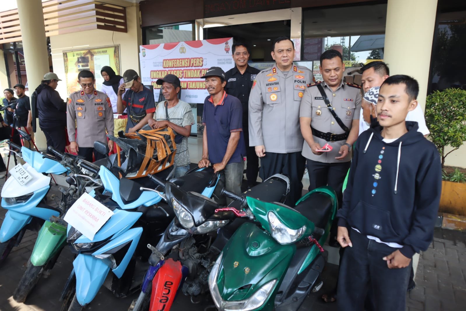 Keberhasilan Polres Tanjung Priok: Mengungkap Kasus Curanmor dan Mengembalikan Barang Bukti