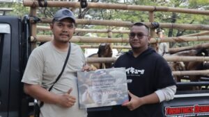 Portal Berita Indonesia dan Dunia Terkini Hari Ini, Update Harian Terbaru, Terlengkap, Tajam, Aktual dan Berimbang. Peduli dan Berbagi, PT KCN salurkan Hewan Kurban Jelang Idul Adha 1446 H Tahun 2025 - Teropong Rakyat