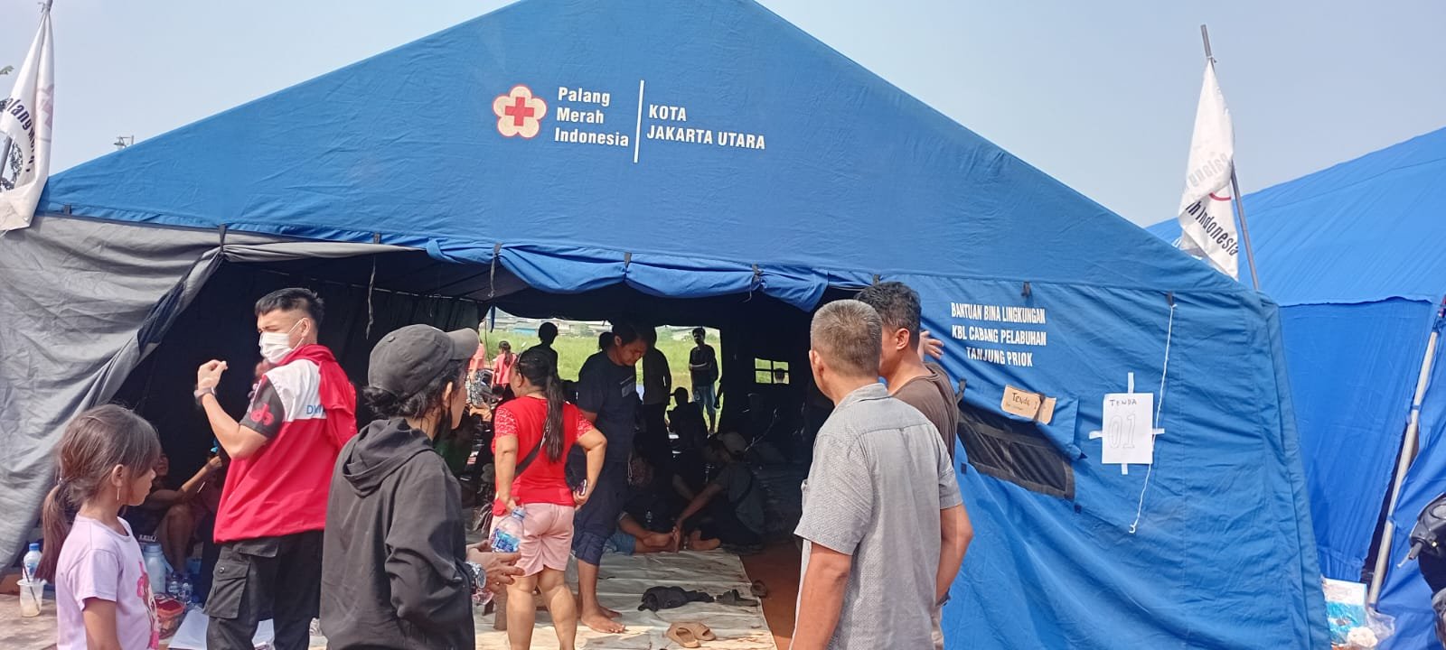 PMI Jakarta Utara Kerahkan 27 Relawan Tangani Kebakaran Kapuk Muara, 3.200 Jiwa Mengungsi - Teropongrakyat.co