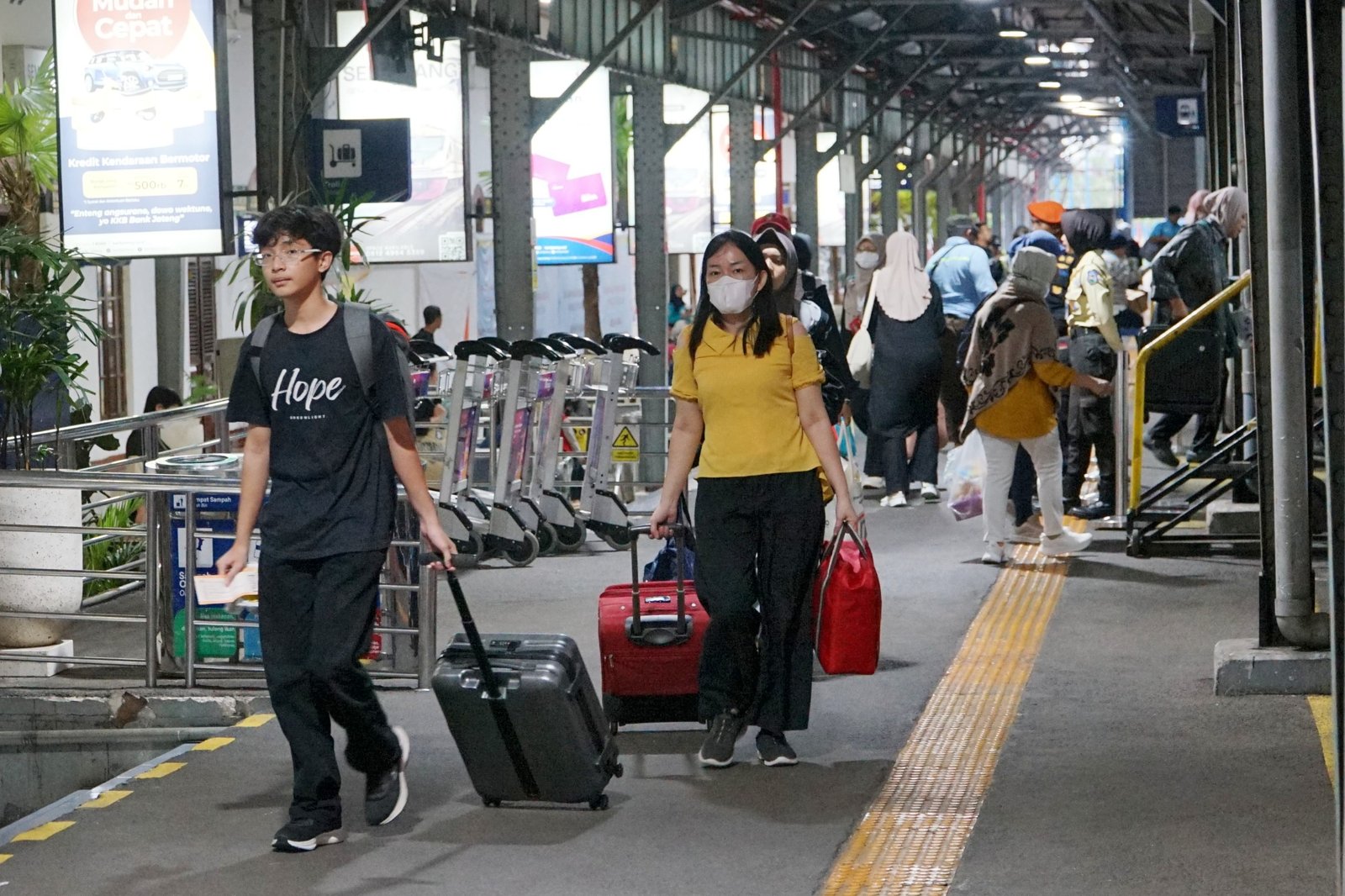 Libur Iduladha, Ribuan Penumpang Berangkat dari Stasiun Pekalongan