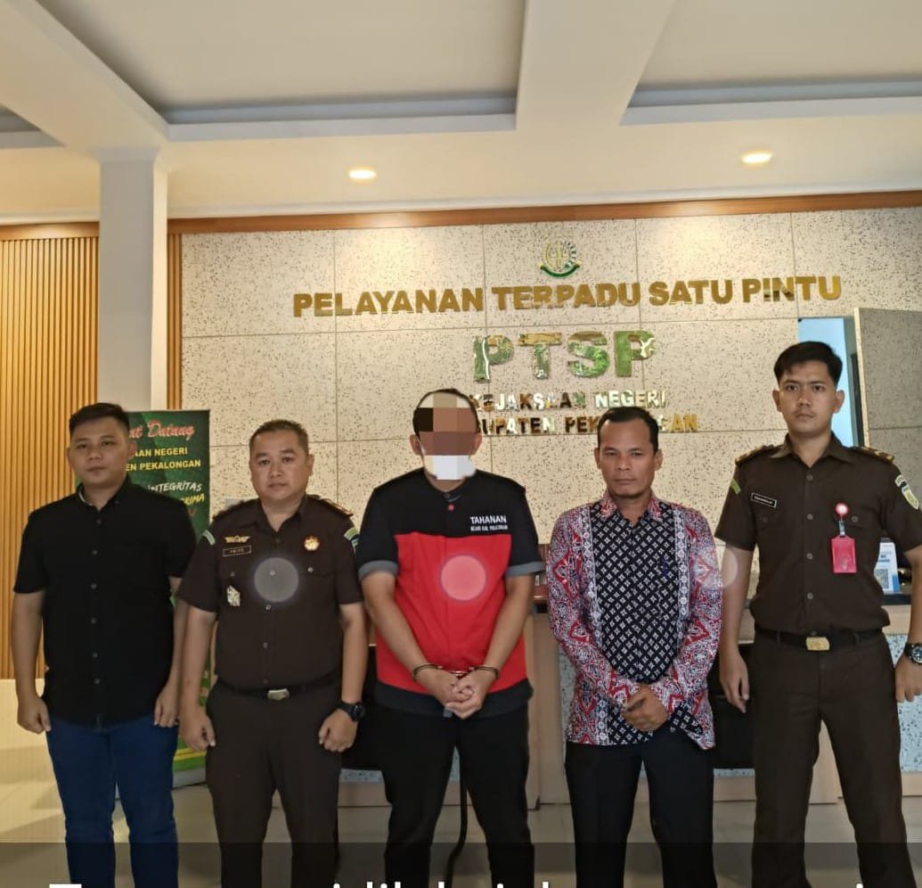 Diduga Korupsi Dana Desa Rp956 Juta, Kades Kesesi Ditahan Kejaksaan Kajen Kabupaten Pekalongan