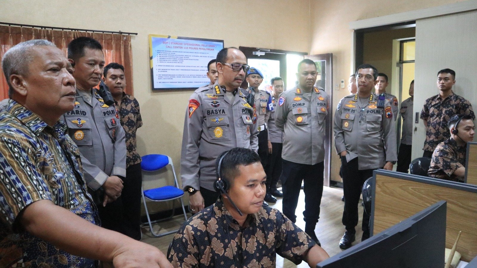 Tim Asistensi Layanan Polisi 110 Polda Jateng Cek Layanan Call Center di Polres Pekalongan - Teropongrakyat.co