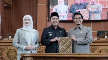 Tok ! DPRD Kota Depok Sah Tetapkan Empat Raperda Masuk Propemperda 2026