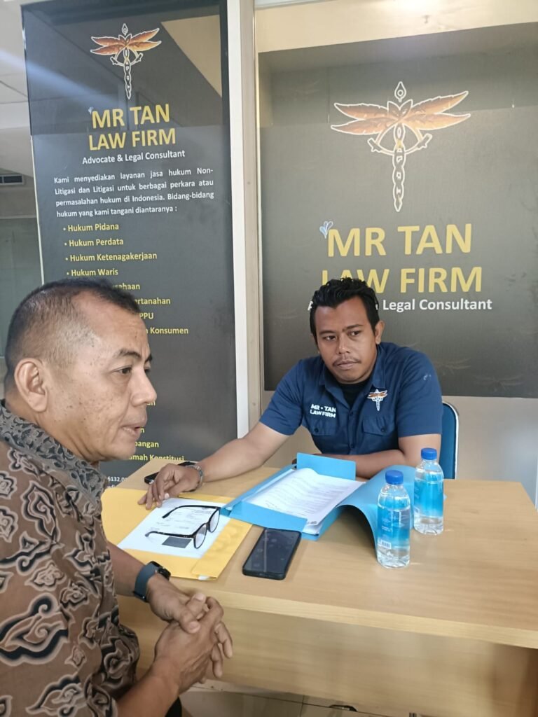 Portal Berita Indonesia dan Dunia Terkini Hari Ini, Update Harian Terbaru, Terlengkap, Tajam, Aktual dan Berimbang. Sambangi Mr Tan Law Firm, Sayid Konsultasi Dugaan Tindak Pidana - Teropong Rakyat