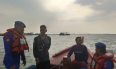 Patroli Dialogis Satpolairud Polres Kepulauan Seribu Antisipasi Perompak dan Kejahatan Laut, Himbau Warga Gunakan Life Jacket