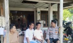 Bhabinkamtibmas Pulau Pari Sambang Tokoh Masyarakat, Ajak Warga Jaga Kamtibmas