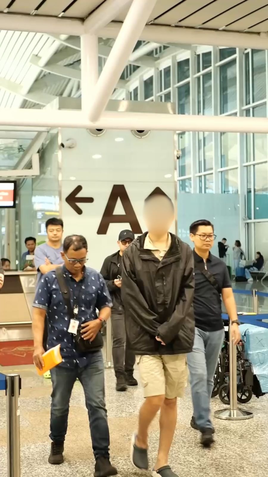 Imigrasi Tangkap Warga Negara RRT pelaku Penipuan Senilai 28,5 Miliar - Teropong Rakyat