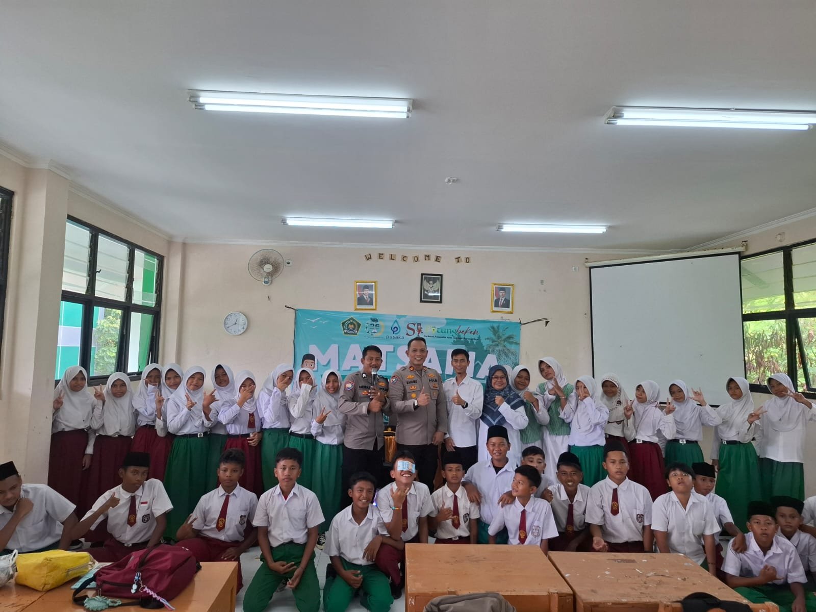Kanit Binmas Polsek Kepulauan Seribu Selatan Sosialisasikan Pencegahan Bullying kepada Murid Sekolah