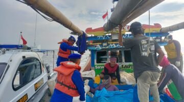 Satpolairud Polres Kepulauan Seribu Gelar Patroli Dialogis Laut
