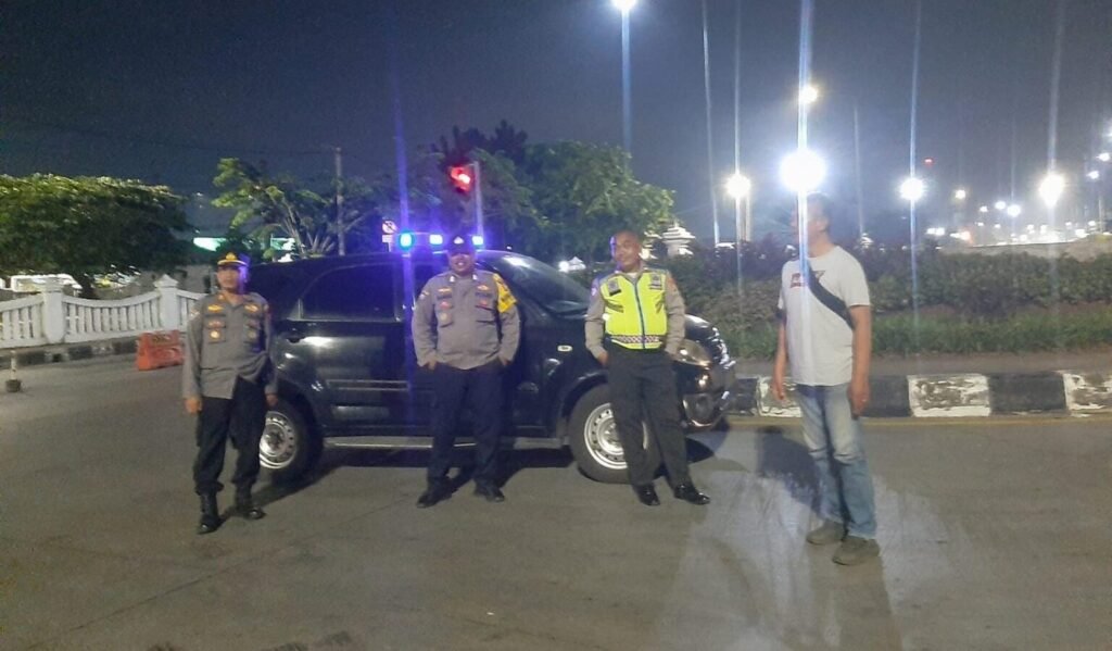 Polsek Rawalumbu Gelar Patroli KRYD di Wilayah Bekasi dan Rawalumbu - Teropong Rakyat