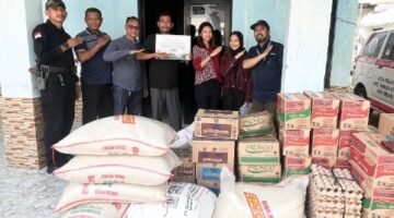 Solidaritas di Tengah Kemarau Basah: Pelindo dan CTP Salurkan Bantuan Untuk Warga Terdampak Banjir Bekasi