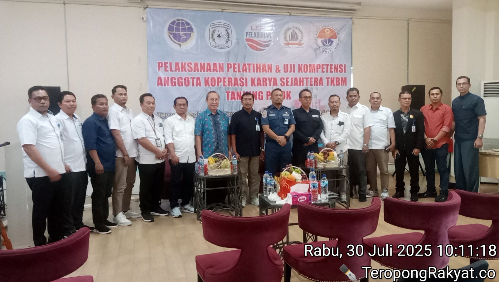 Pelatihan dan Sertifikasi Tingkatkan Kompetensi 100 TKBM Tanjung Priok