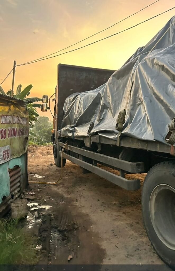 Praktik Ilegal BBM Subsidi Jenis Solar Marak di Cilegon, Diduga Dilindungi Oknum - Teropong Rakyat