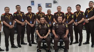 Dr.Fri Hartono Jaksa Ahli Utama Berikan Pembekalan Kepada Peserta PKP