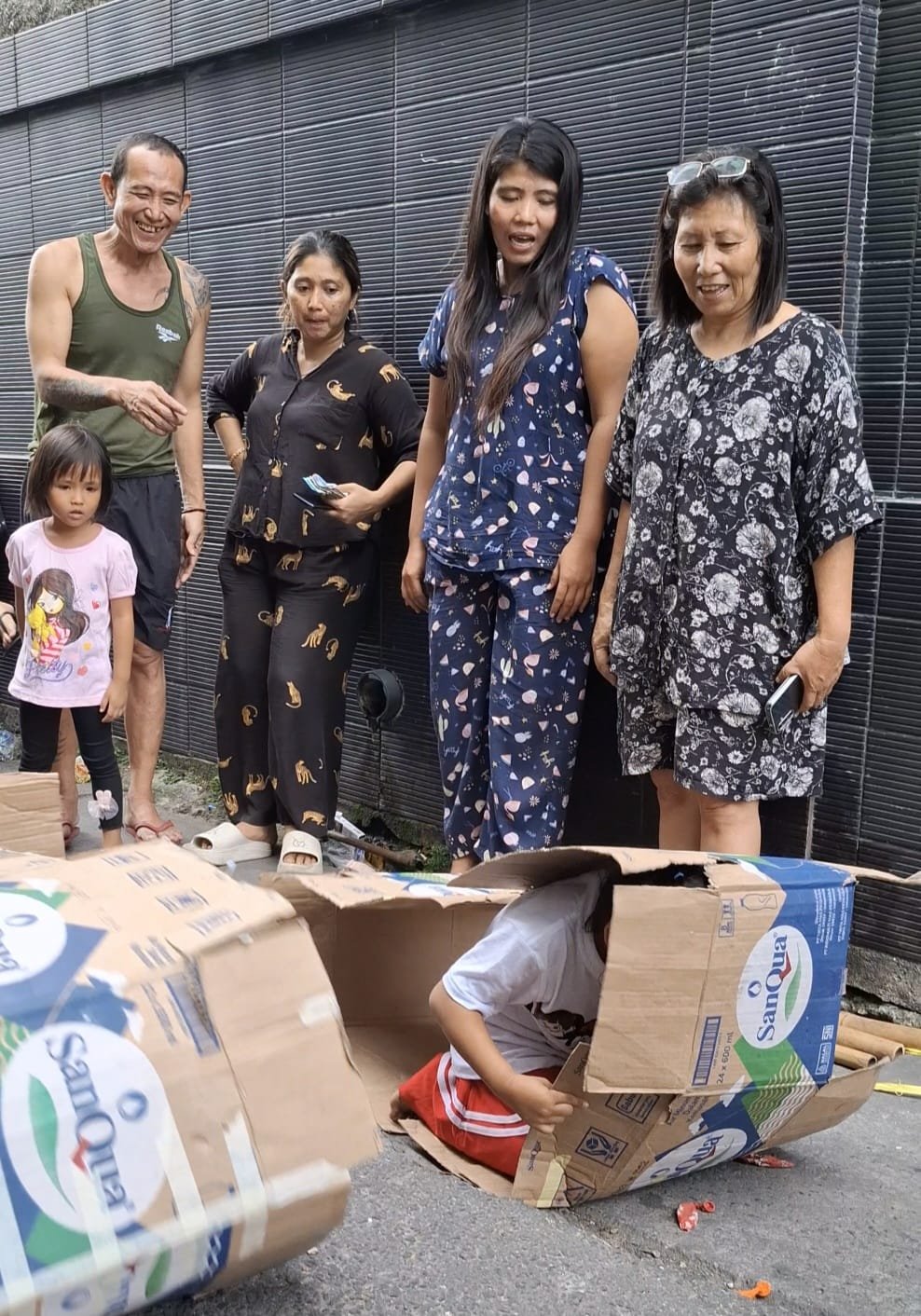 Semarak HUT RI ke-80: Keluarga Besar Beny Kusnadi Meriahkan Kemerdekaan dengan Lomba di Sungai Bambu - Teropong Rakyat