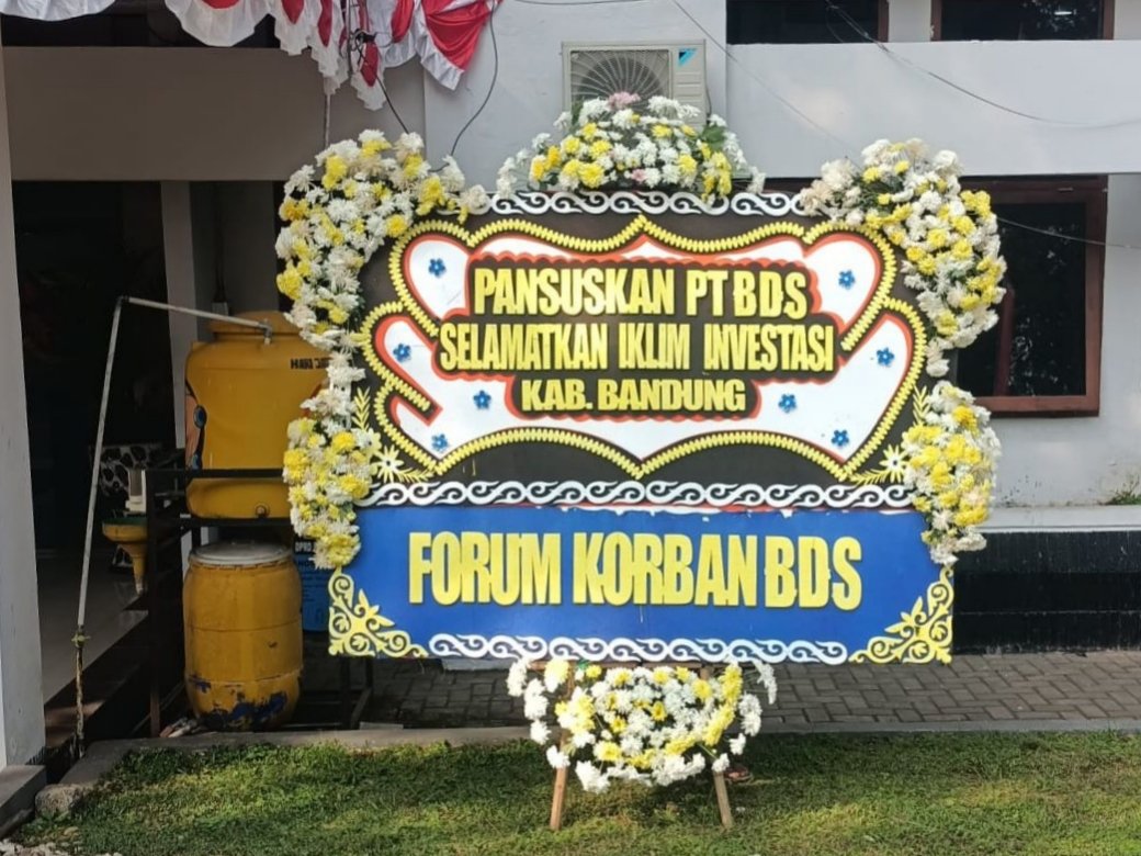 PT BDS Jadi Sorotan, Karangan Bunga 'Menyentil' Bupati Bandung di Hari Ulang Tahun - Teropong Rakyat
