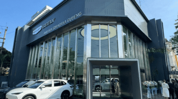 Perluas Jaringan ke Jawa Timur, Geely Auto Indonesia Resmikan Diler Pertama di Surabaya