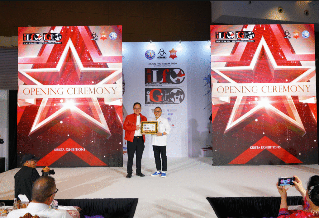 Portal Berita Indonesia dan Dunia Terkini Hari Ini, Update Harian Terbaru, Terlengkap, Tajam, Aktual dan Berimbang. PAMERAN INDO LEATHER & FOOTWEAR (ILF) EXPO 2025 - Teropong Rakyat