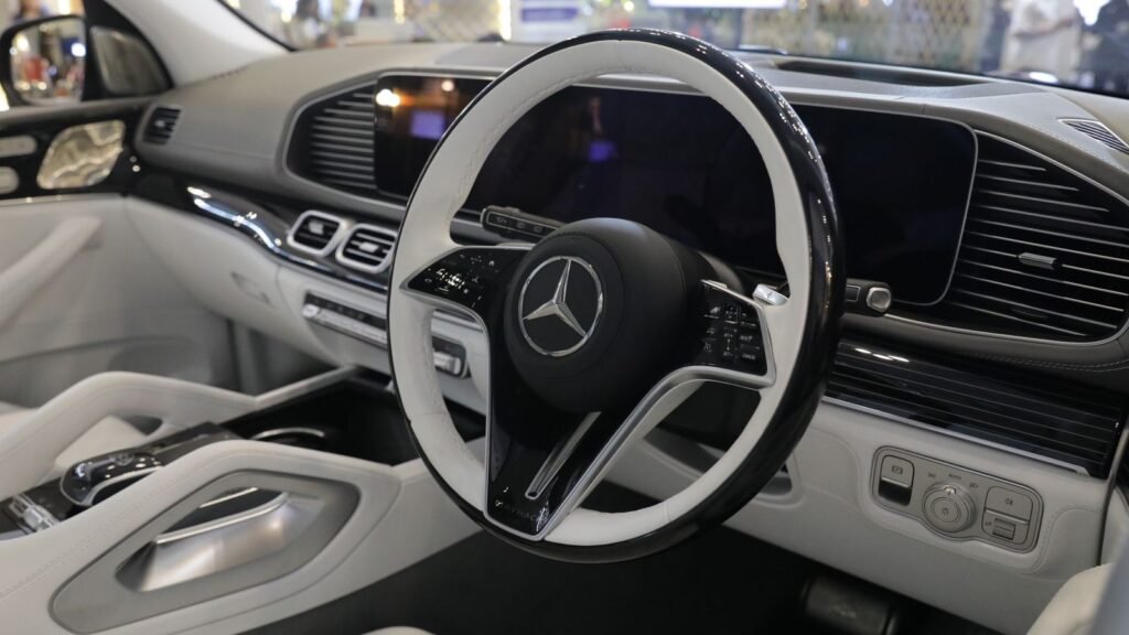 Mercedes Benz Luncurkan Mercedes-Maybach GLS 600: Wujud Kemewahan SUV Modern! - Teropong Rakyat
