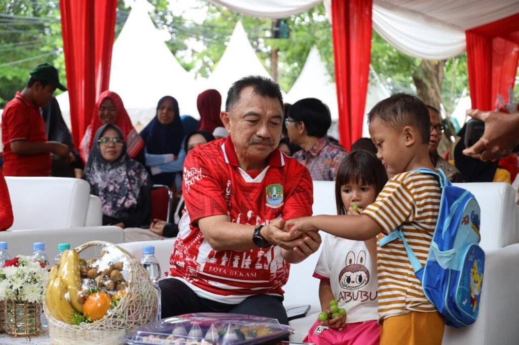 Portal Berita Indonesia dan Dunia Terkini Hari Ini, Update Harian Terbaru, Terlengkap, Tajam, Aktual dan Berimbang. Wawali Harris Bobihoe : Ceria Bahagia Dan Menjadi Anak Cerdas Serta Sehat Merupakan Hak Anak Kota Bekasi - Teropong Rakyat