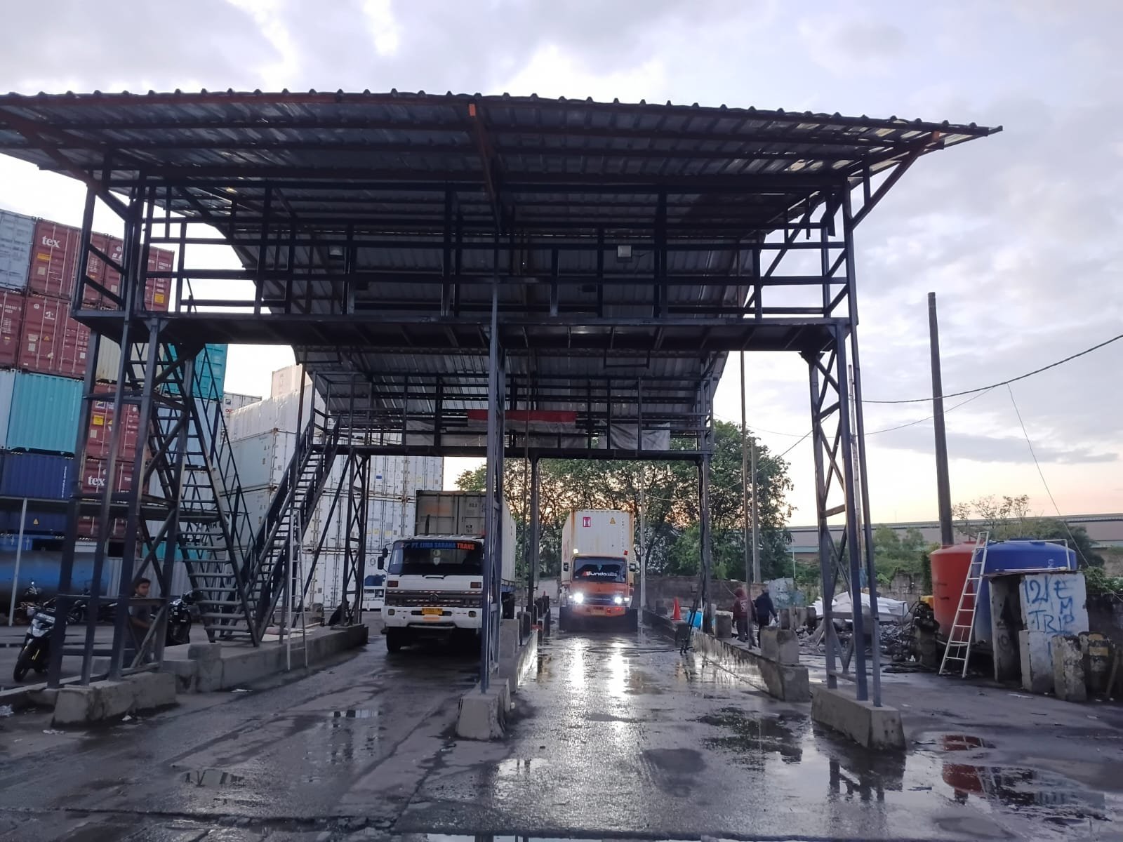 Miris! Buruh PT GFC Indonesia Terminal Hidup di Jakarta dengan Gaji Rp2 Jutaan - Teropong Rakyat