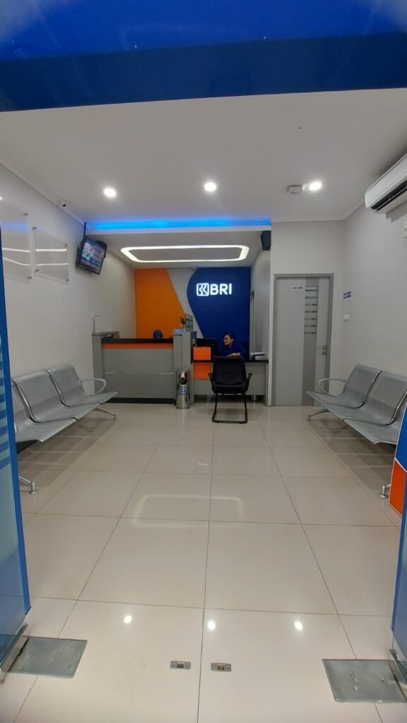 Wajah baru BRI KK Halim Perdanakusuma semangat baru untuk meningkatkan kenyamanan bagi nasabah - Teropong Rakyat