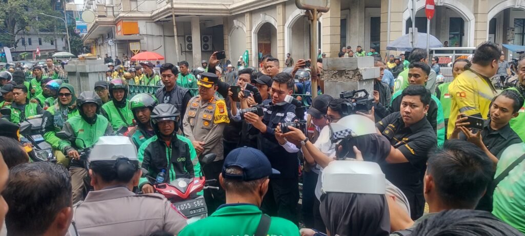 Polres Metro Jakarta Pusat Resmikan Gerai "Rakyat Mart" untuk Ojol, Dukung Program Pangan Murah dan Jaga Jakarta - Teropong Rakyat