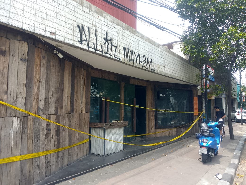 Tak Sekadar Omong, Kasat Reskrim Pasang Police Line kembali di Kafe Bmart