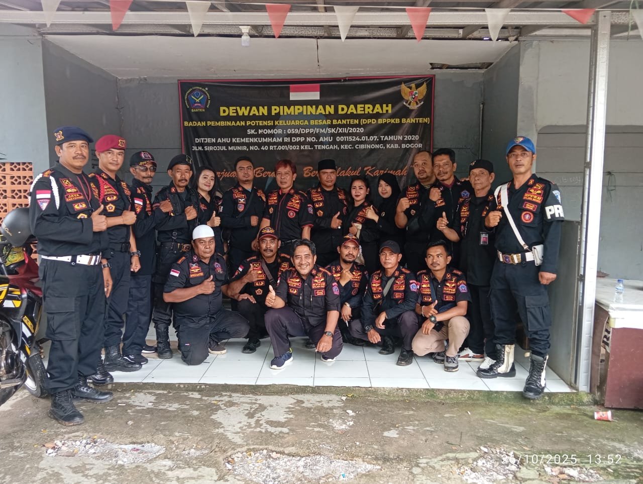 Portal Berita Indonesia dan Dunia Terkini Hari Ini, Update Harian Terbaru, Terlengkap, Tajam, Aktual dan Berimbang. DPD BPPKB Banten Jawa Barat Serahkan SK Kepengurusan DPC Kota Bogor - Teropong Rakyat