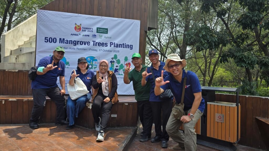 Rayakan RGE FOUNDER'S DAY 2025 APICAL Tanam 500 Bibit Mangrove di Hutan Kota Rorotan Sebagai Komitmen Terhadap Lingkungan - Teropong Rakyat