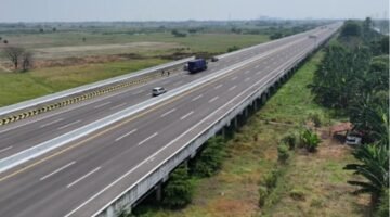 Penghijauan Jalan Tol: PT CTP Tollways Berkontribusi pada Lingkungan yang Lebih Sehat